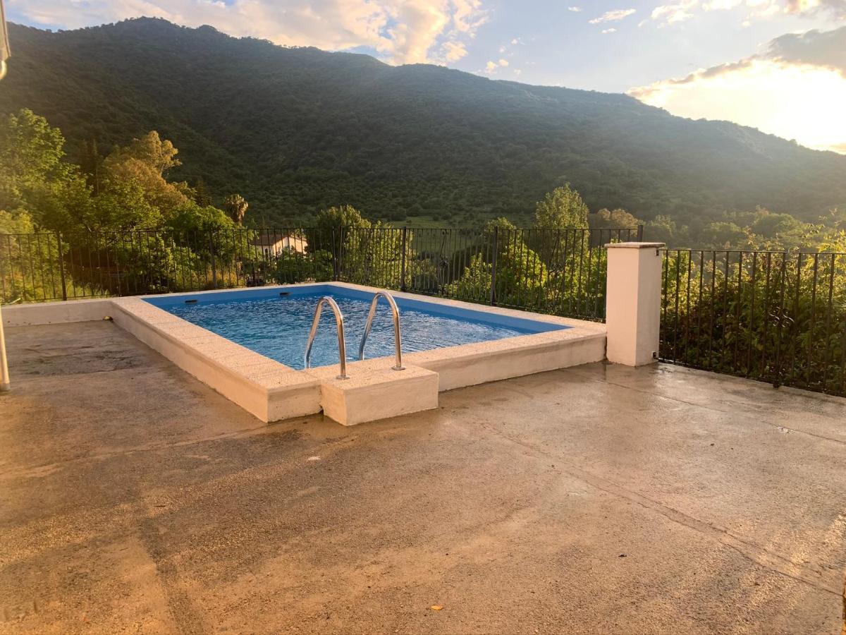 La Fuente De El Nacimiento Guest House Benamahoma Bagian luar foto