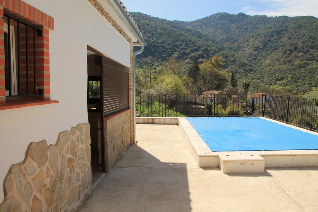 La Fuente De El Nacimiento Guest House Benamahoma Bagian luar foto