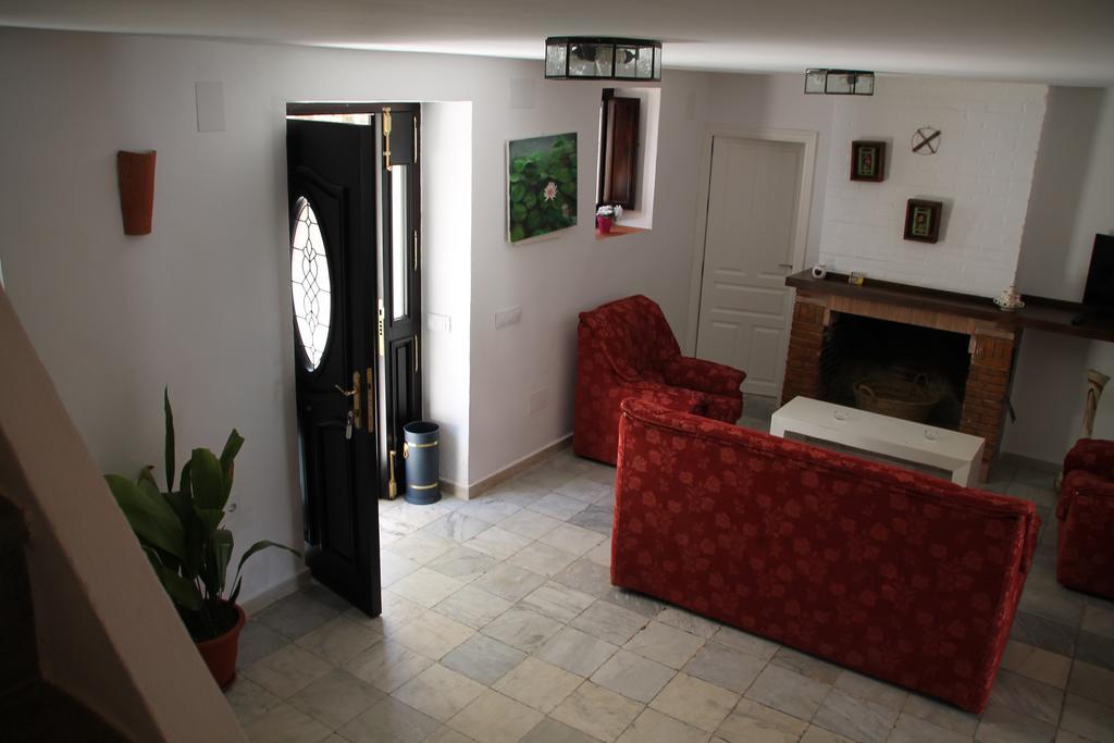 La Fuente De El Nacimiento Guest House Benamahoma Bagian luar foto