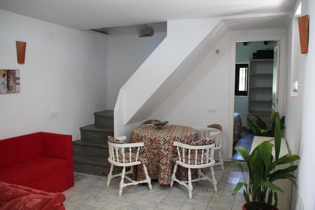 La Fuente De El Nacimiento Guest House Benamahoma Bagian luar foto